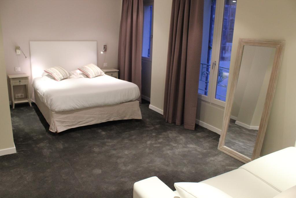 Hotel Central Авиньон Екстериор снимка